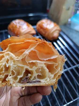 Croissant au chocolat - Photo 4