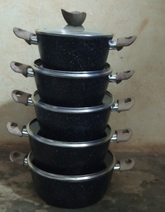 Casseroles 5 pièces