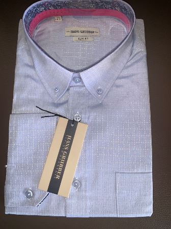 Chemise bleu avec des rayures