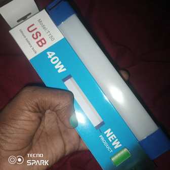 Ampoule chargeable LED